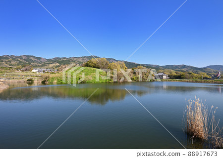 Shimoikeyama Tomb (Tenri City, Nara Prefecture) 88917673