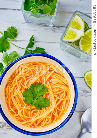 墨西哥食物 sopa de ajo 墨西哥食物 sopa de ajo 88919599