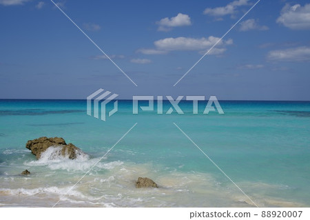 Beautiful view of Miyakojima from the sandy beach Beautiful view of Miyakojima from the sandy beach 88920007