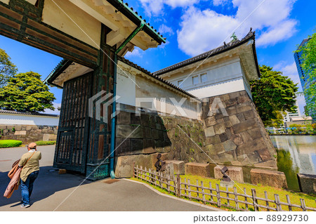 Ote-mon Ote-Koryo-mon in the East Gardens of the Imperial Palace, Chiyoda-ku, Tokyo 88929730