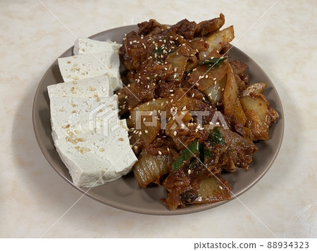 烤豆腐和豬肉泡菜 烤豆腐和豬肉泡菜 88934323
