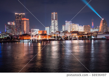 《Kanagawa Prefecture》 Yokohama Minatomirai ・ Office whole building illuminated night view ・ Night viewing 《Kanagawa Prefecture》 Yokohama Minatomirai ・ Office whole building illuminated night view ・ Night viewing 88936497