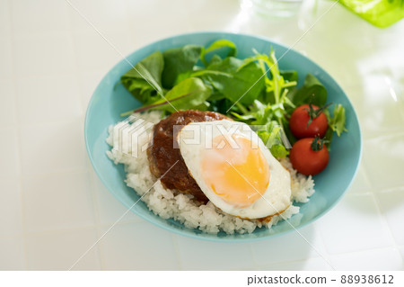 夏威夷米飯漢堡 88938612