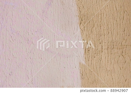The colored wall is two colors The colored wall is two colors 88942907