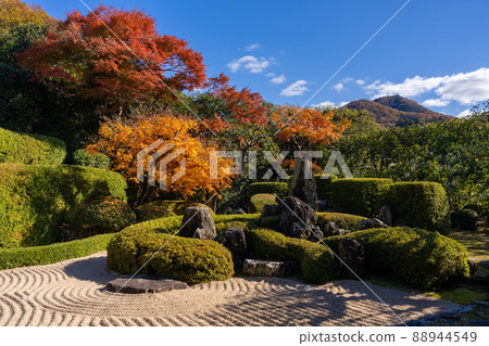 秋天的來久寺庭園 88944549