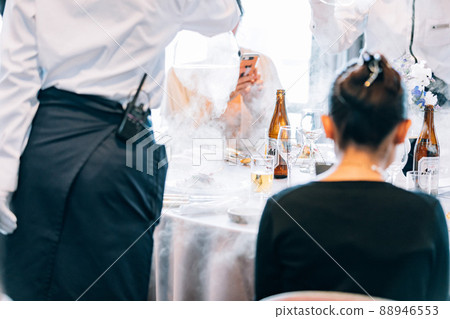 Directing food with smoke 88946553