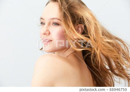外國年輕女性的美麗 88946750