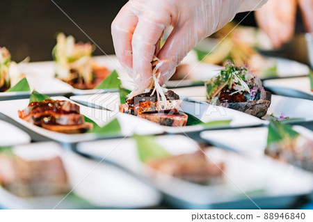 Japanese food serving scene Japanese food serving scene 88946840