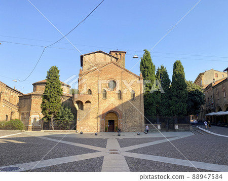 Basilica di Santo Stefano in Bologna Basilica di Santo Stefano in Bologna 88947584