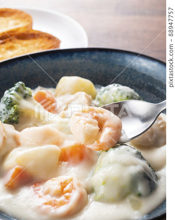 海鮮奶油燉菜 88947757