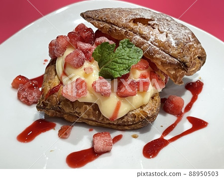 Millefeuille Millefeuille 88950503