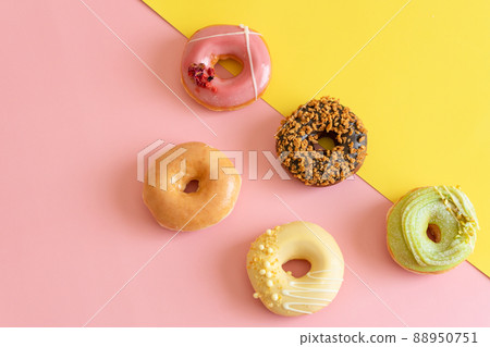 Cute donut background material Cute donut background material 88950751