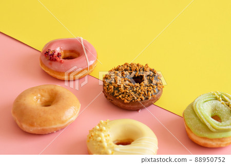 Cute donut background material 88950752
