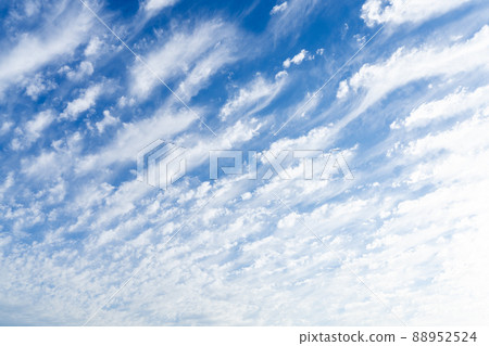 漸變的天空,藍天,白雲 漸變的天空,藍天,白雲 88952524