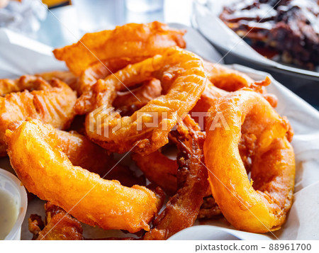 Close up shot of the delicious deep-fried calamari 88961700