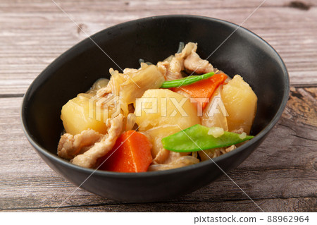 豬肉和馬鈴薯 豬肉和馬鈴薯 88962964