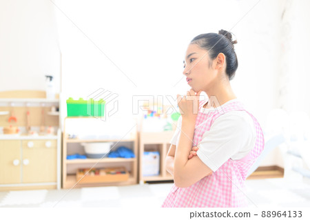 Nursery school 88964133