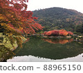 代表日本的大名庭園栗林庭園的紅葉 88965150