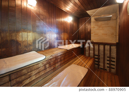 現代酒店的桑拿浴 現代酒店的桑拿浴 88970905