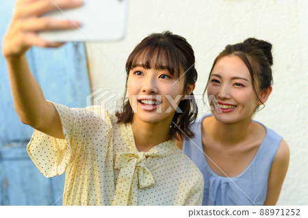 女性肖像 88971252