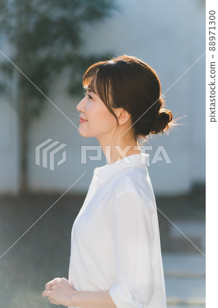female, lady, woman 88971300
