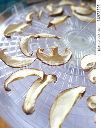 Dry shiitake mushrooms Dry shiitake mushrooms 88972705
