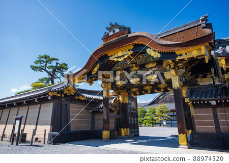 Karamon of Nijo Castle, Kyoto 88974520