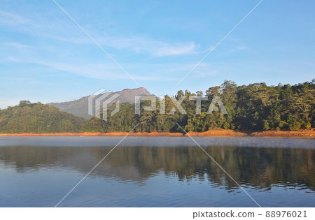 Lake on Sri Lanka 88976021