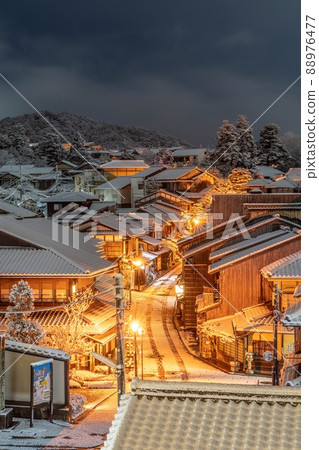《京都》二年坂的冬景 《京都》二年坂的冬景 88976477