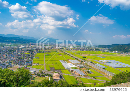 從森將軍塚古墳看善光寺平[長野縣] 88976623