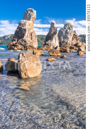 《和歌山縣》Hashiguiiwa Rocks / Nanki景點 88978115