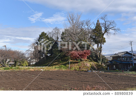 白井城遺址 久留和北部殘存的城山不動 88980839