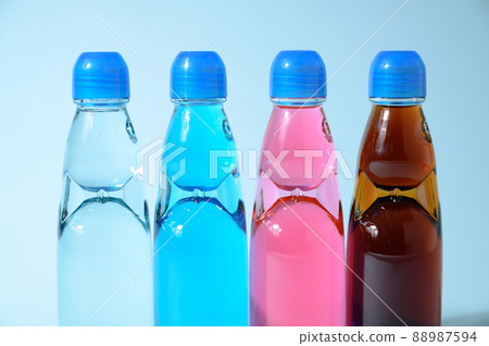 4 bottles of juice, cola cider 4 bottles of juice, cola cider 88987594