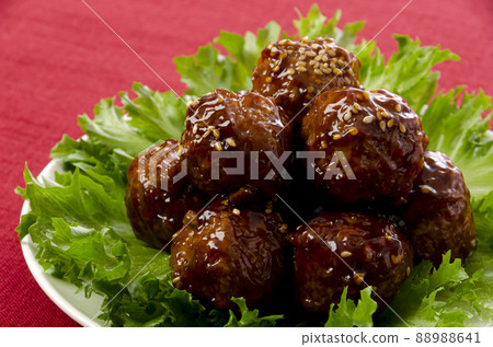 Meat dumpling sweet and sour sauce 88988641