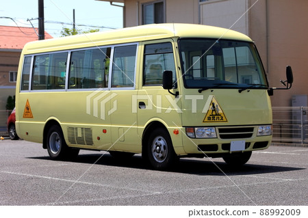 幼兒園巴士圖像 88992009