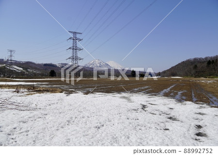 Mt. Yotei and Mt. Shiribetsu seen from the Misono district of Kimobetsu Town 88992752
