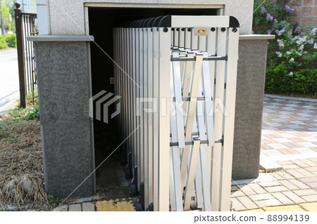 School Gate (Expandable Gate) (Korea) School Gate (Expandable Gate) (Korea) 88994139