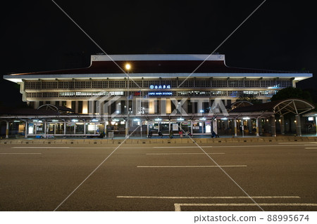 台北貨運站 台北貨運站 88995674