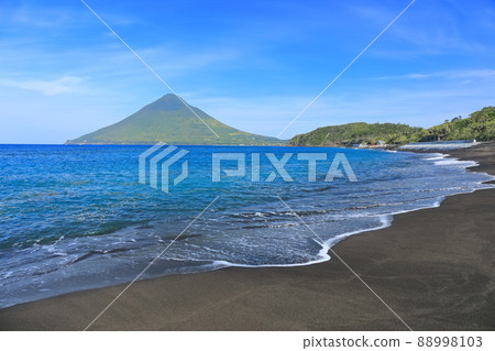 [鹿兒島縣]從長崎花看到的開聞岳（指宿） 88998103