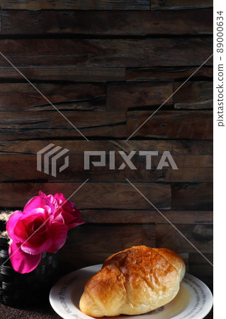 Bread Bread 89000634