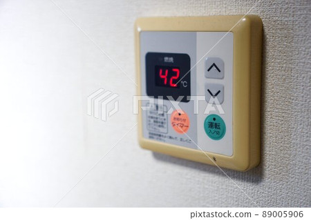 Energy saving type water heater Energy saving type water heater 89005906