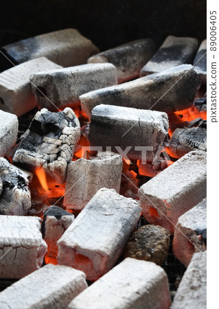 木炭火 備長炭 最好的熱狀態 木炭火 備長炭 最好的熱狀態 89006405