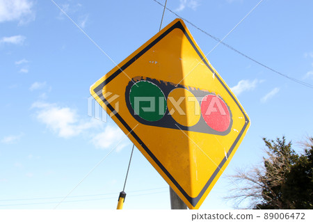 知識、標誌、道路、路標、行人、標誌、信息、注意事項、消息、公告、交通標誌 89006472