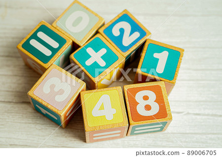 Number wood block cubes for learning Mathematic, education math concept. Number wood block cubes for learning Mathematic, education math concept. 89006705