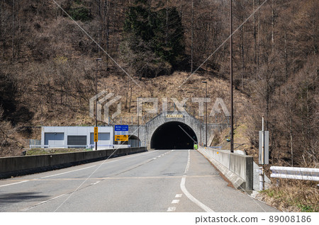 權北隧道伊那市 89008186
