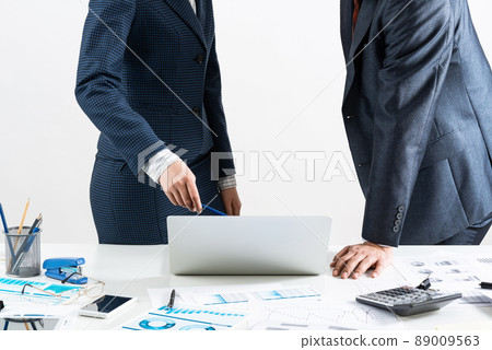 Consultation and discussing with colleagues 89009563