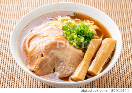 soy source ramen. The ingredients are char siu, menma, and green onions. soy source ramen. The ingredients are char siu, menma, and green onions. 89011444