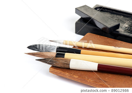 closeup writing brush 89012986