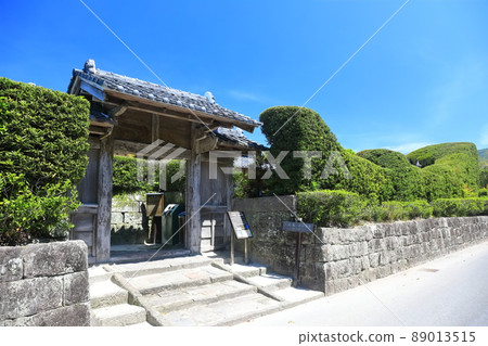 [Kagoshima Prefecture] Chiran Samurai Residence Street under clear skies 89013515