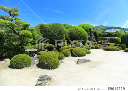 [鹿兒島縣]晴空下的知嵐武士住宅（平山良一庭園） 89013519